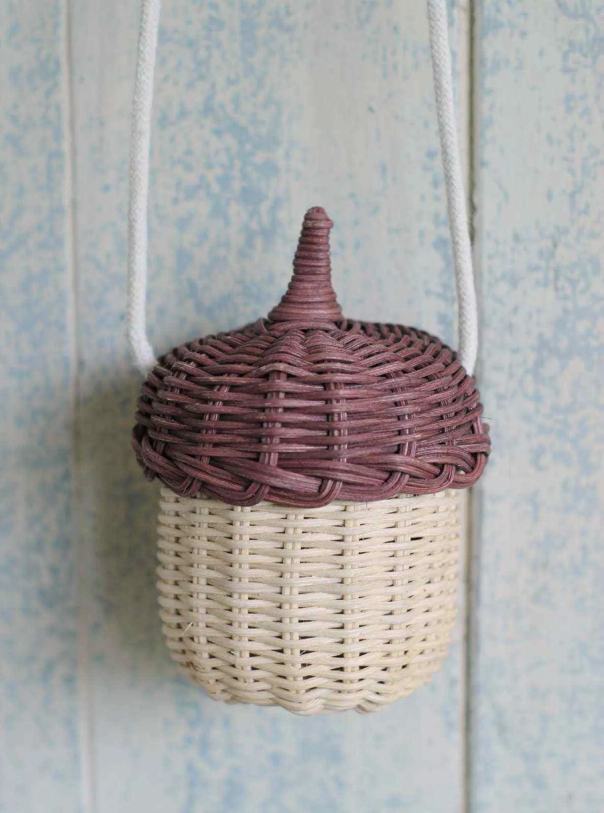 Acorn Basket Bag