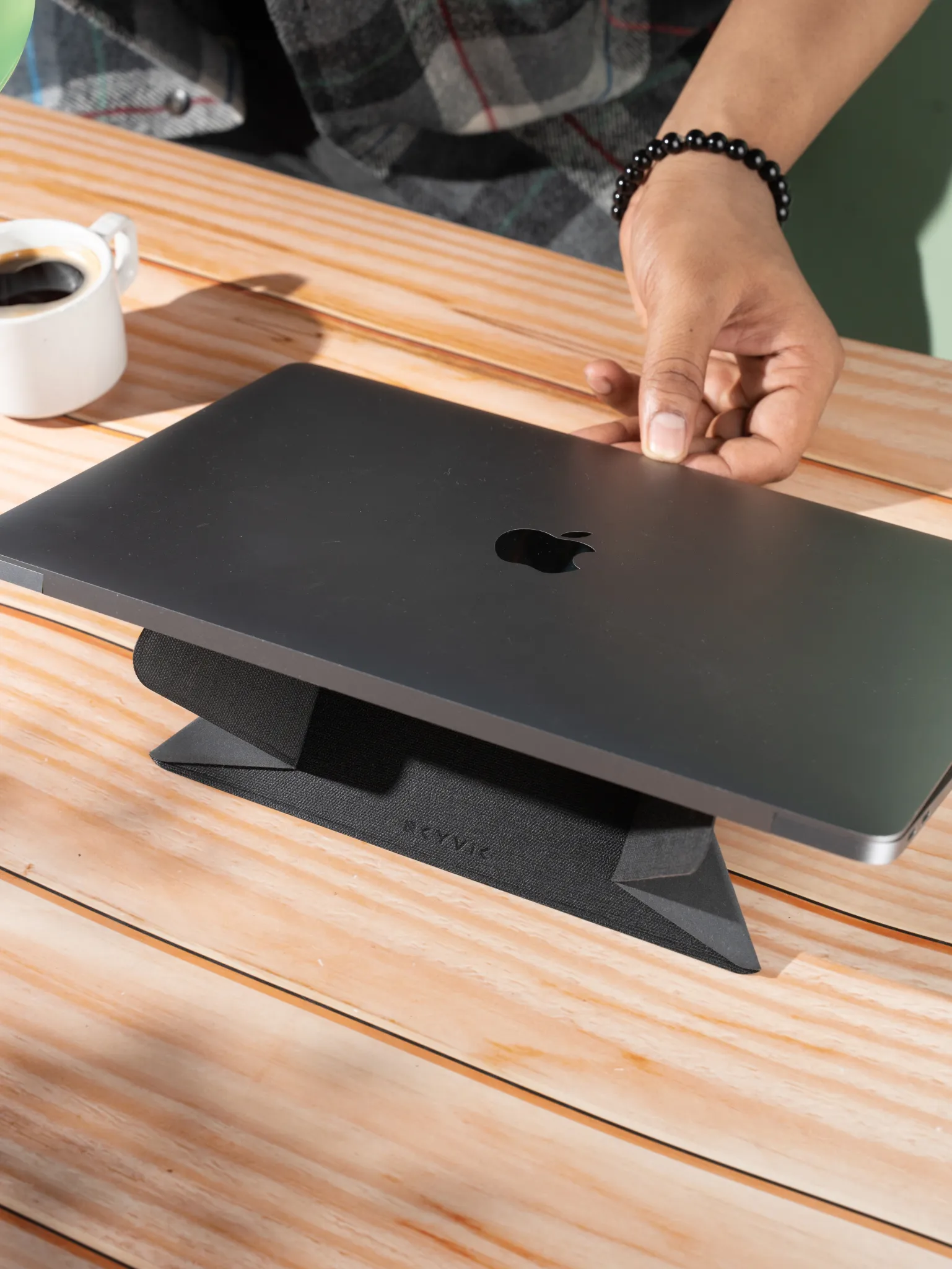 Elev8  Laptop Stand (Arc Design)