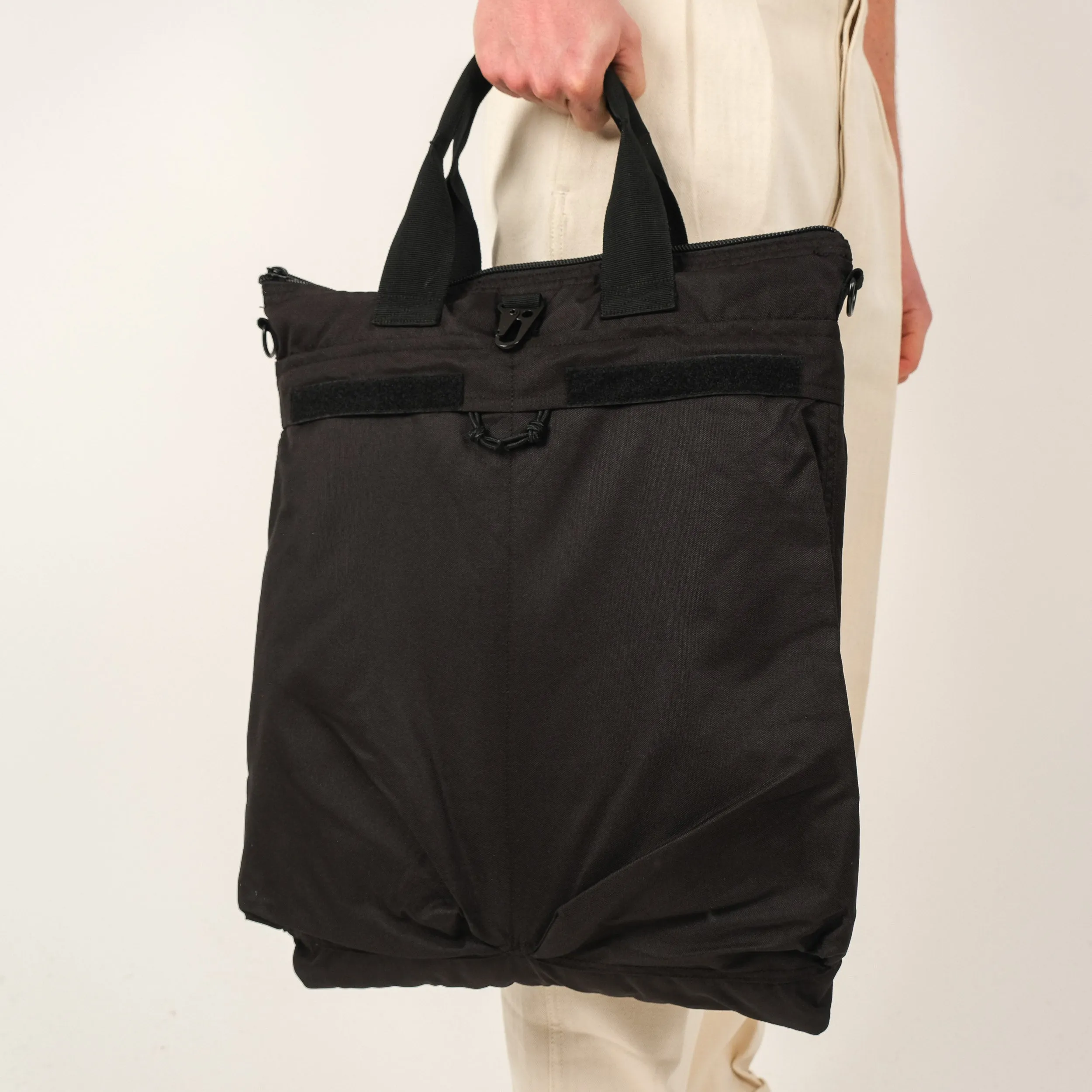 HELMET BAG - BLACK