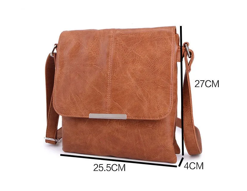 LARGE MULTI POCKET CROSS BODY MESSENGER BAG - BROWN