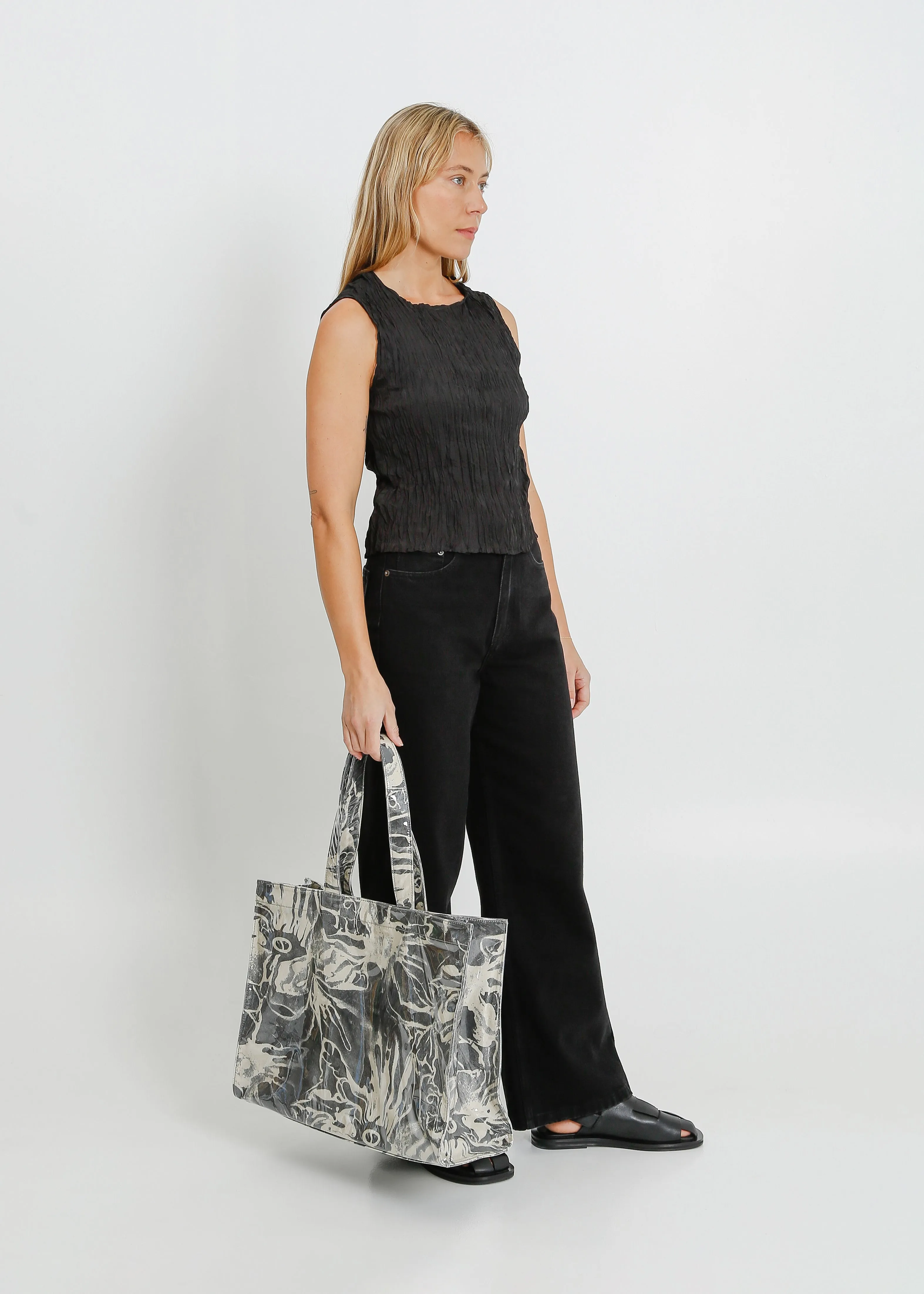 OLENA TOTE	 / BONE-BLACK