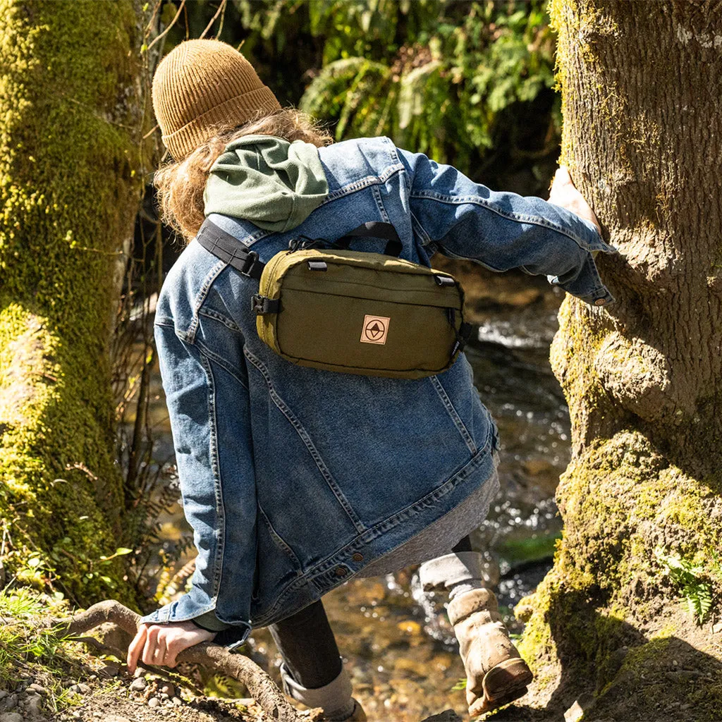 Pioneer 12 Hip Pack